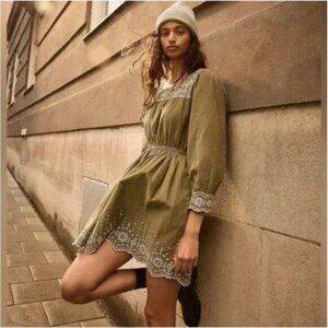 Madewell Women's Green Corduroy Square Neck Embroidered Mini Dress Size Medium